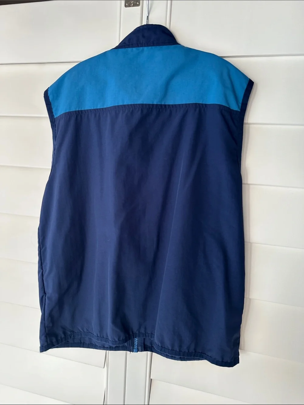 Masters vest boys size Large (10/12)